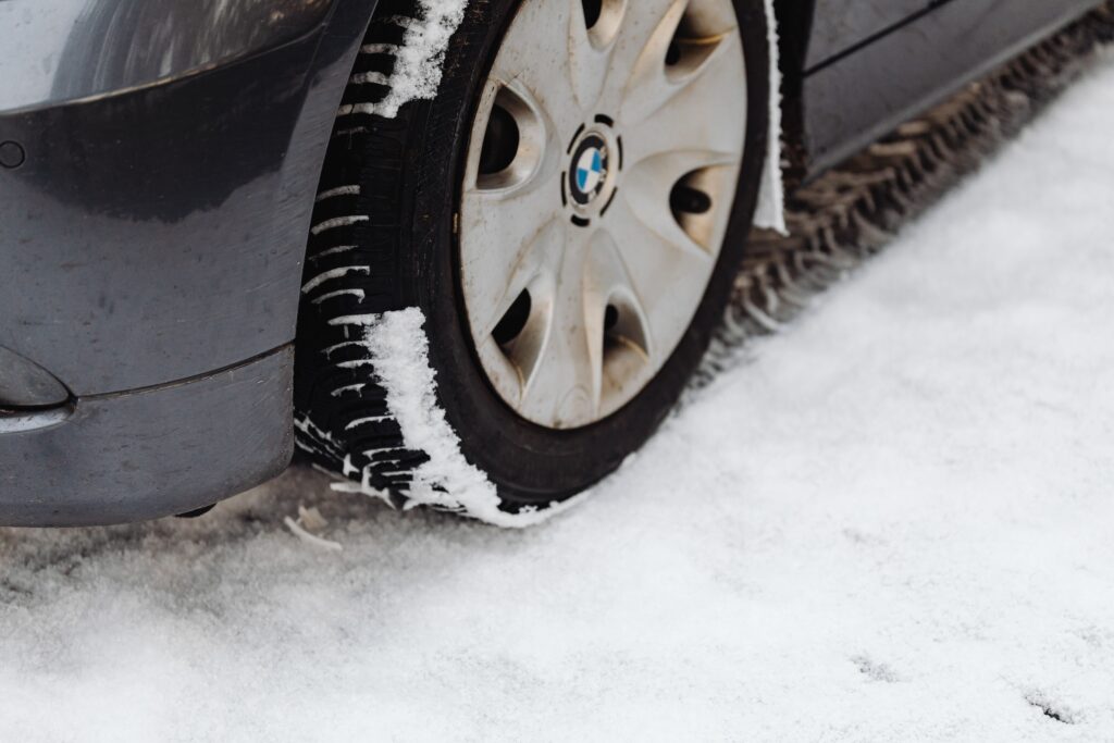 pneus dans la neige